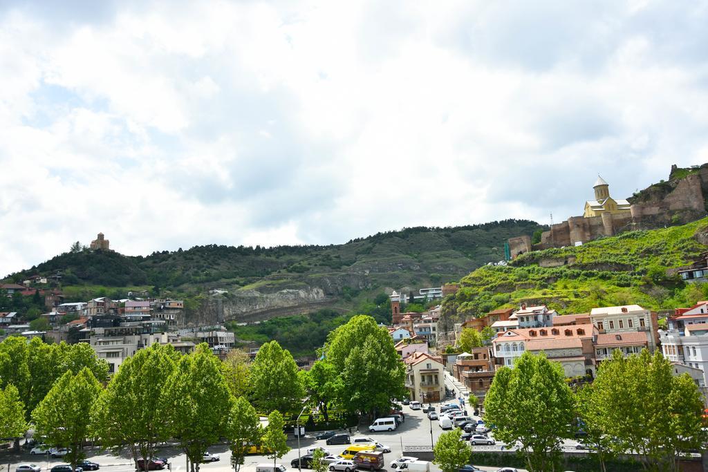 Apartment On Botanikuri Tbilisi ภายนอก รูปภาพ