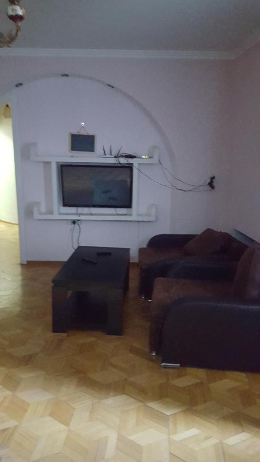 Apartment On Botanikuri Tbilisi ภายนอก รูปภาพ